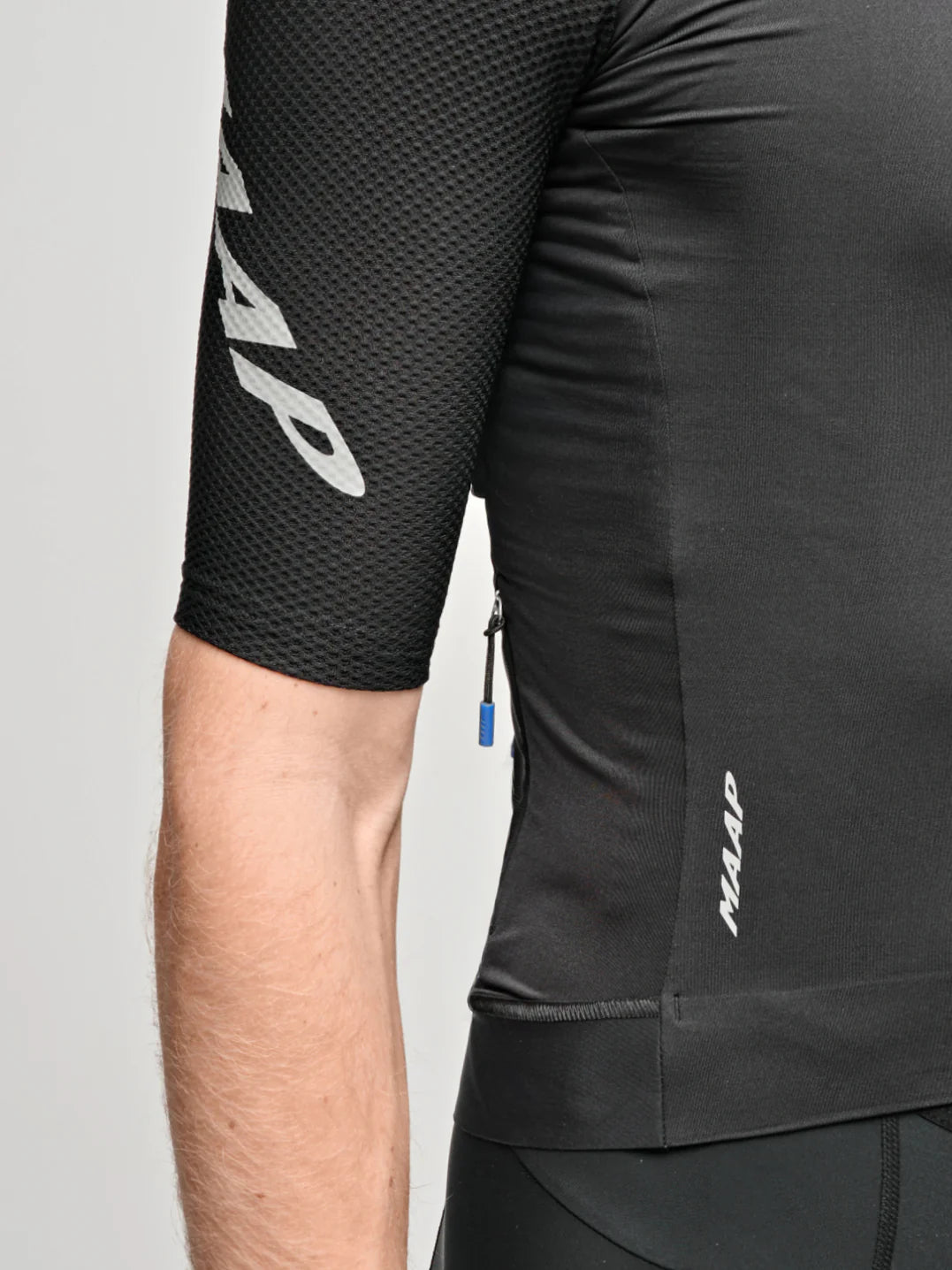 MAAP Emerge Kurzarmtrikot schwarz