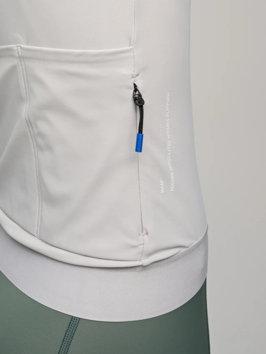 MAAP Langarm-Thermo-Trainingsjersey grau