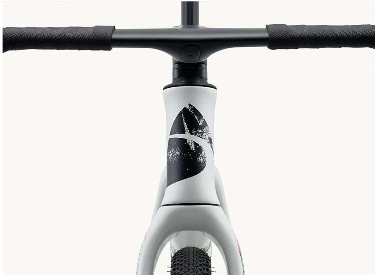 Factor Ostro Gravel - Blanca - Premium pack