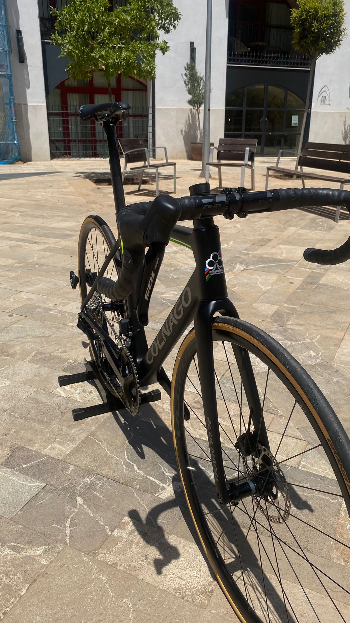 Colnago V3RS schwarz-grünes Rennrad – Velo Mallorca