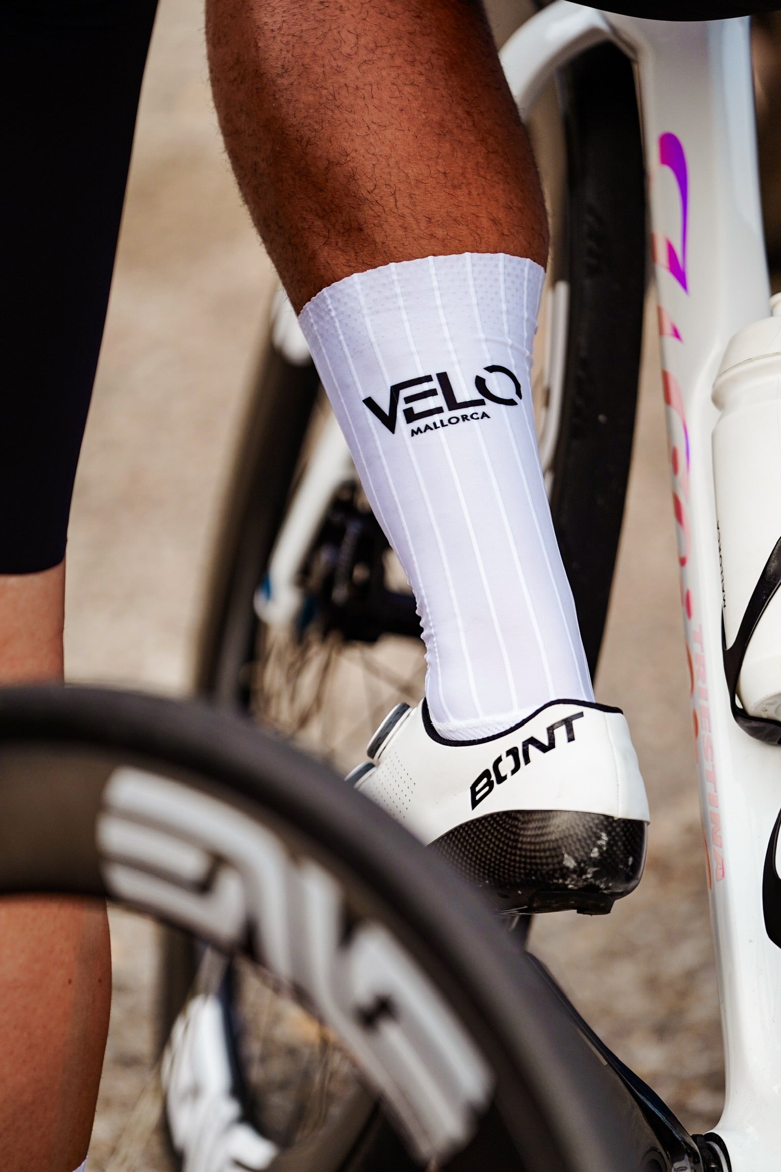 Altura by Velo Mallorca – Calcetines Aero