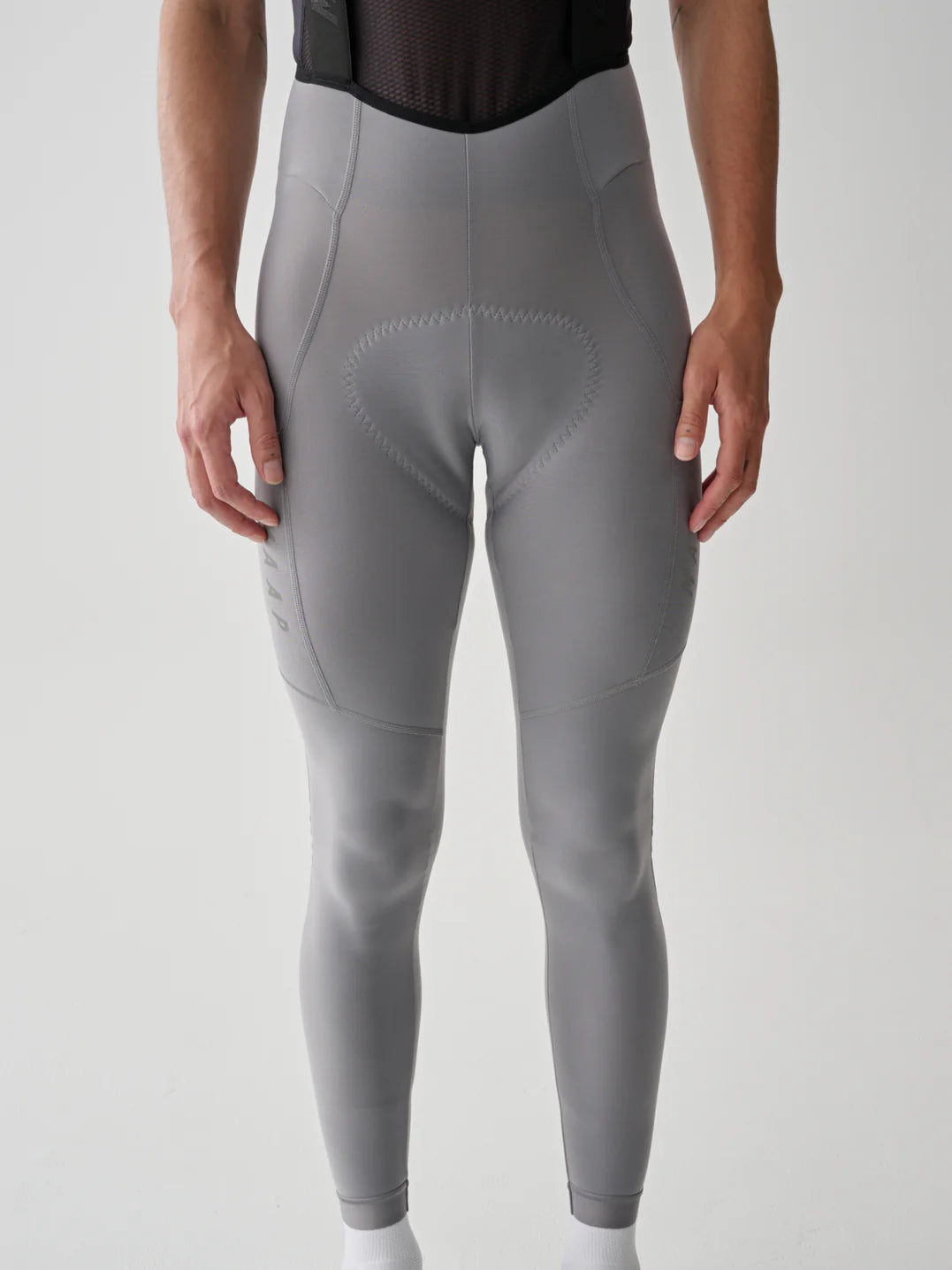 MAAP beige Thermo-Cargoshorts