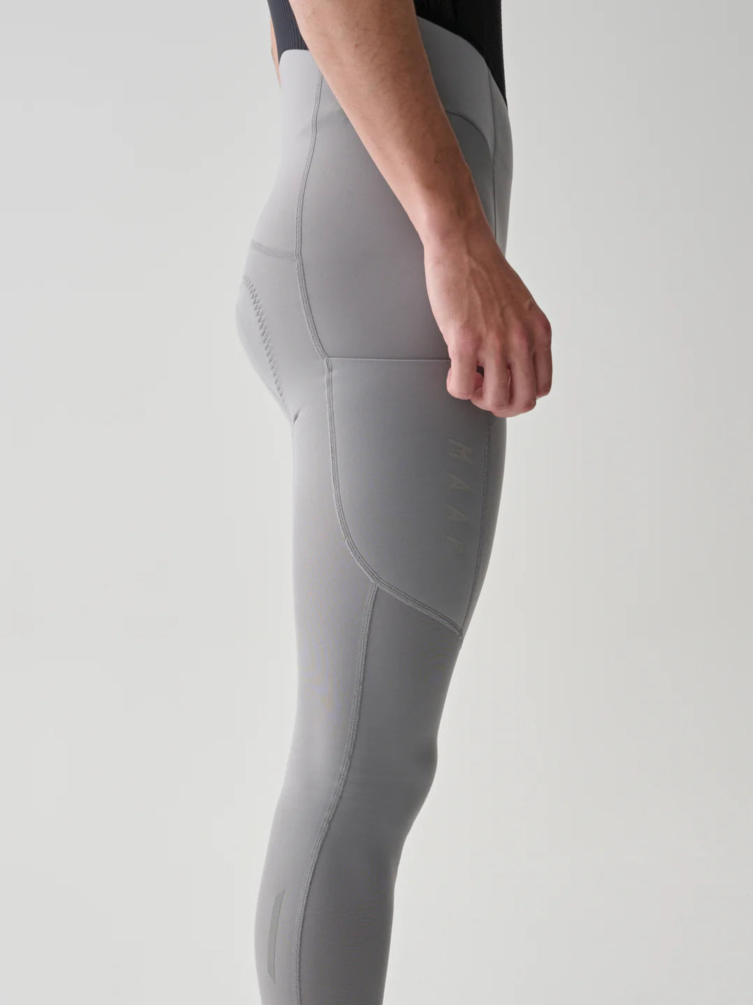 MAAP beige Thermo-Cargoshorts