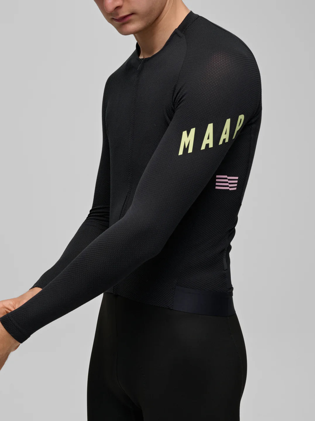 MAAP Apex Aeon Jersey negro
